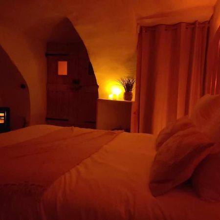 Nuit Romantique Avec Spa Privatif Meilhaud Екстер'єр фото