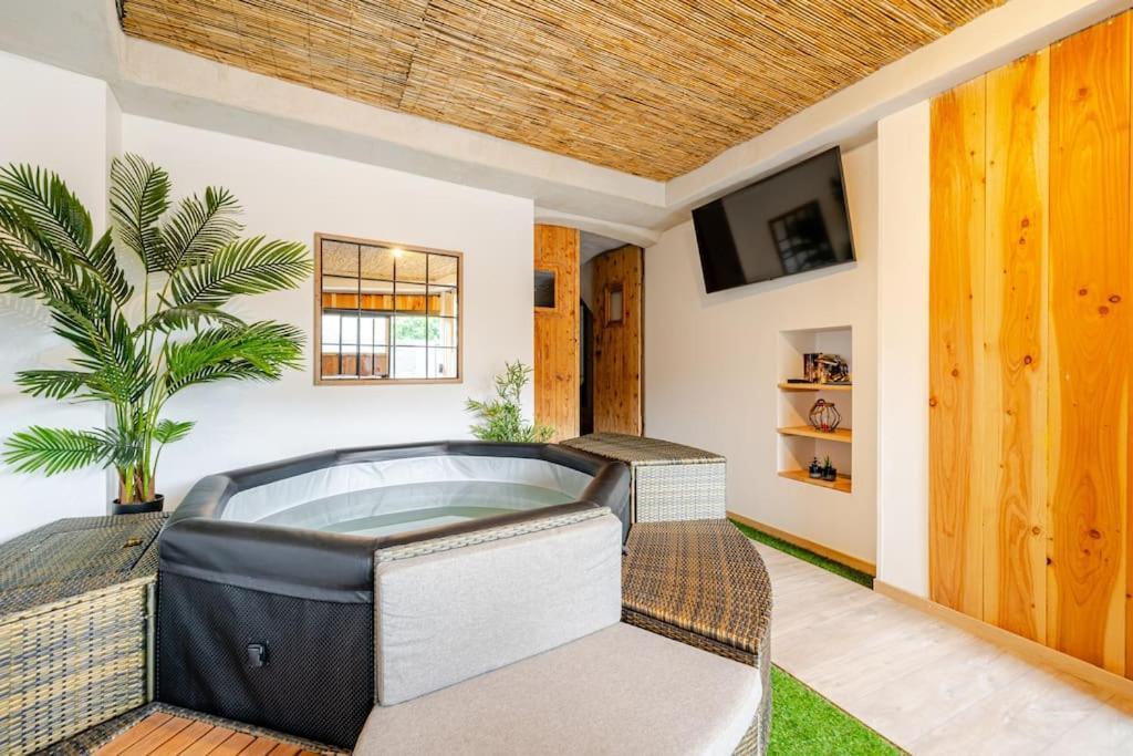 Nuit Romantique Avec Spa Privatif Meilhaud Екстер'єр фото
